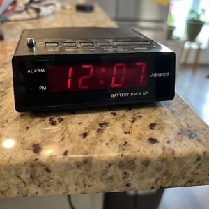 Advance  State Alarm Clock Battery Back Up Tested Works Model 3139